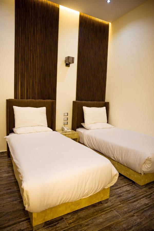 Tourist Palace Hotel Kairo Bagian luar foto